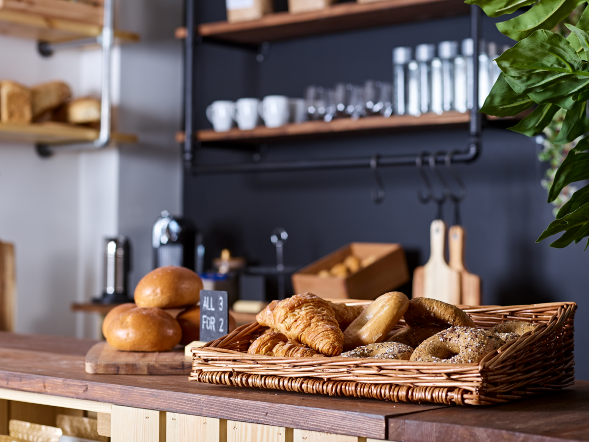 product-sampling-display-basket