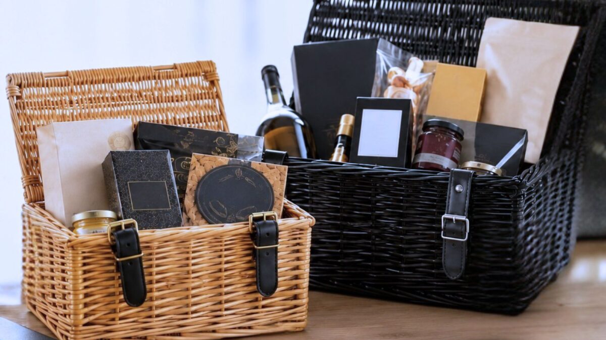 Corporate hampers GUIDE