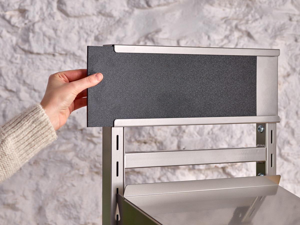 Gadsby studio 31jan228802